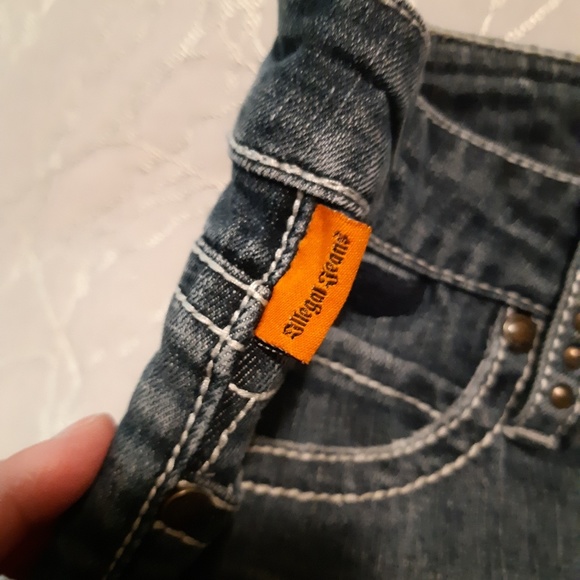 Illegal Capris Cuffed Blue Jeans Size 7 - Picture 3 of 8